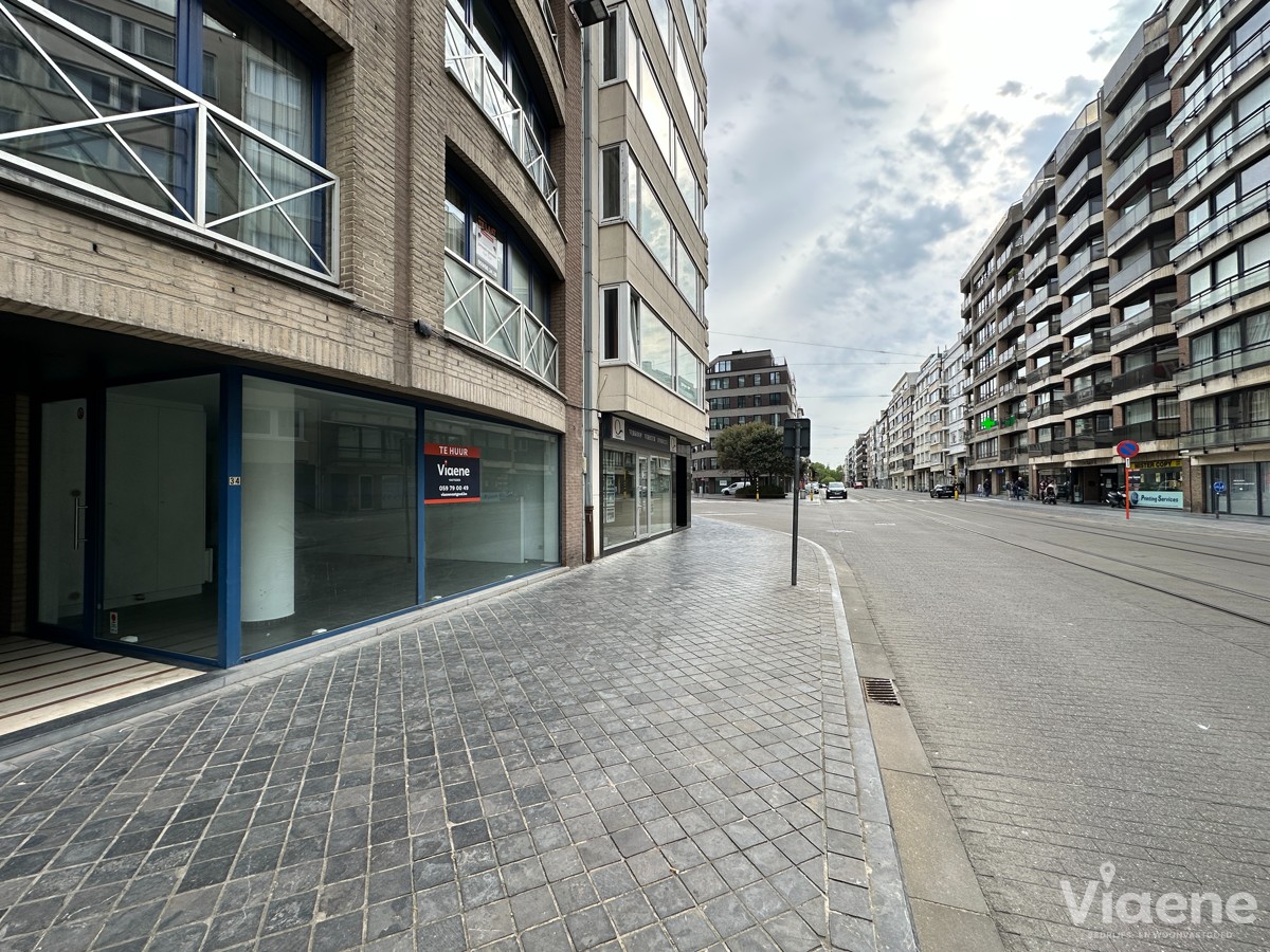 Handelsgelijkvloers, Koningsstraat 34, Oostende